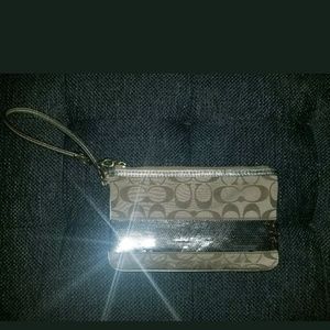 COACH Wristlet Gold Sequins Tan New w/o Tags.
